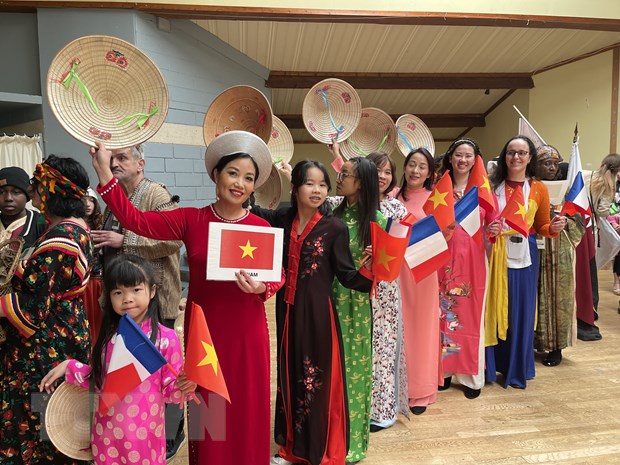 Vietnamese culture promoted at Francophonie Weekend in France